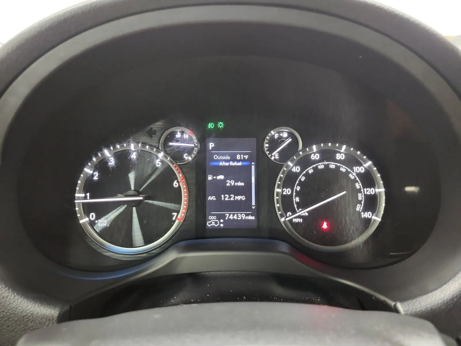 Lexus GX photo 20