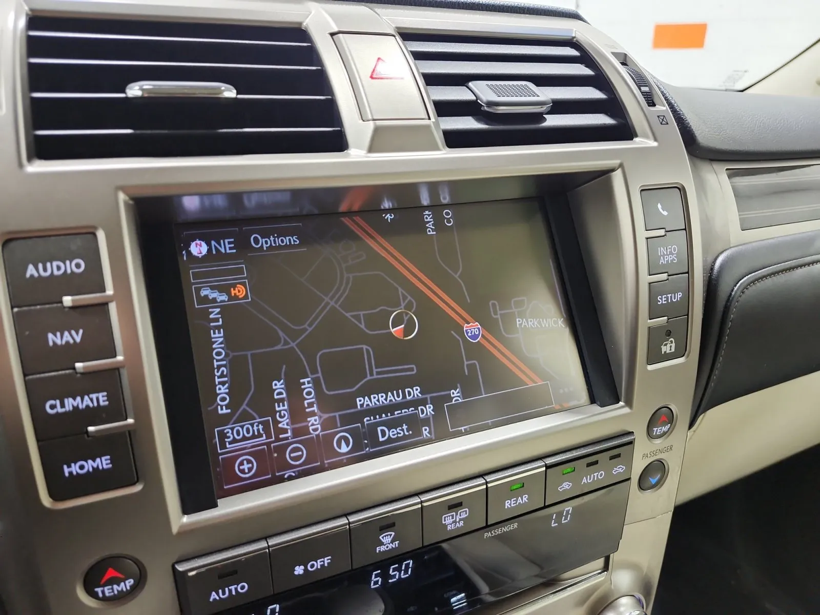Lexus GX photo 21