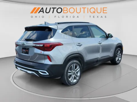 More photos of 2021 Kia Seltos S at Auto Boutique Ohio, OH