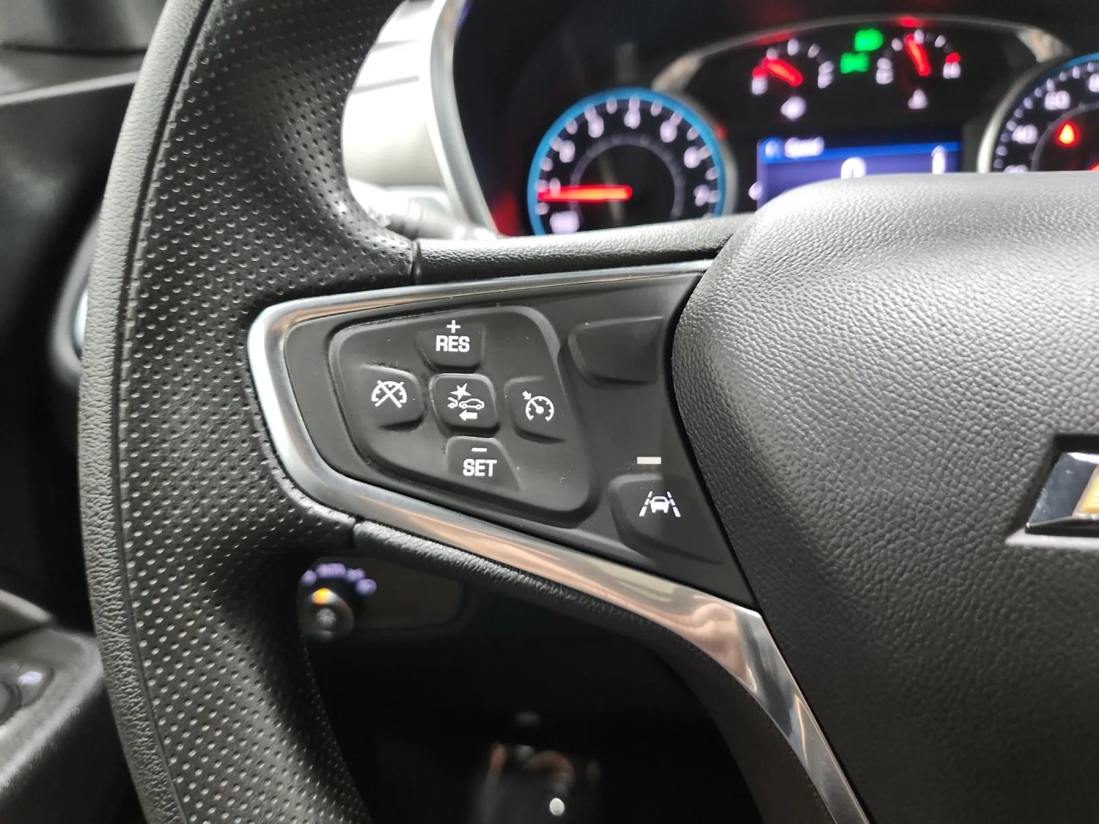 Chevrolet Equinox photo 21