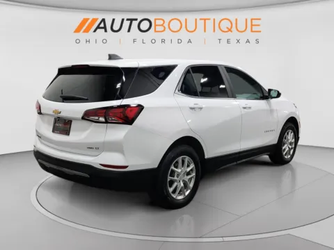 More photos of 2022 Chevrolet Equinox LT at Auto Boutique Ohio, OH
