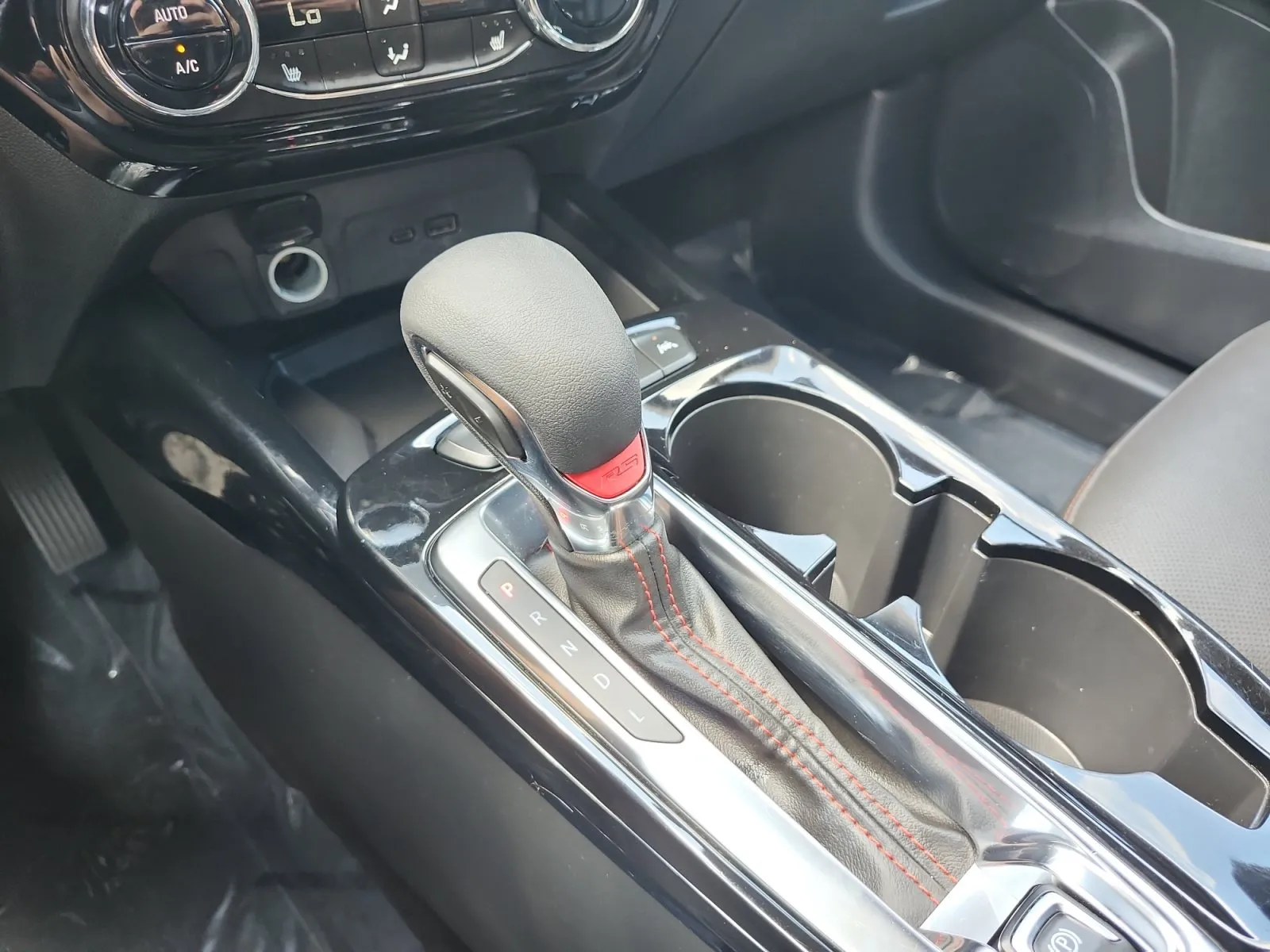 Chevrolet Trax photo 23