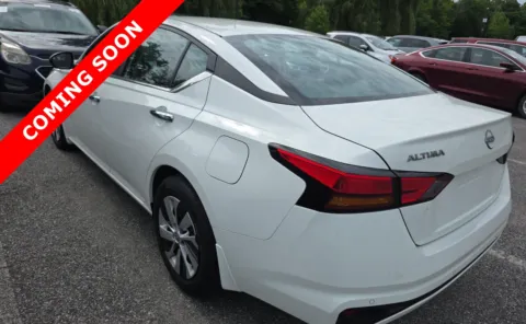 Another view of 2024 Nissan Altima 2.5 S for sale in Columbus, OH at Auto Boutique Ohio