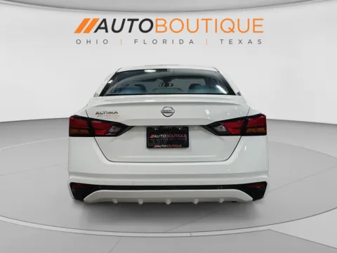More photos of 2024 Nissan Altima 2.5 S at Auto Boutique Ohio, OH