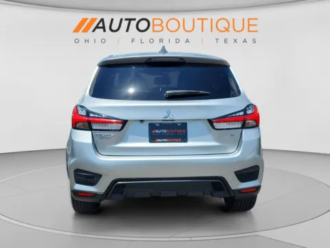 More photos of 2021 Mitsubishi Outlander Sport SE at Auto Boutique Ohio, OH