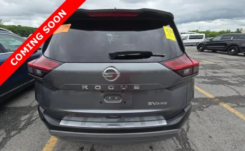 More photos of 2021 Nissan Rogue SV at Auto Boutique Ohio, OH