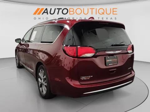 Another view of 2018 Chrysler Pacifica Limited for sale in Columbus, OH at Auto Boutique Ohio