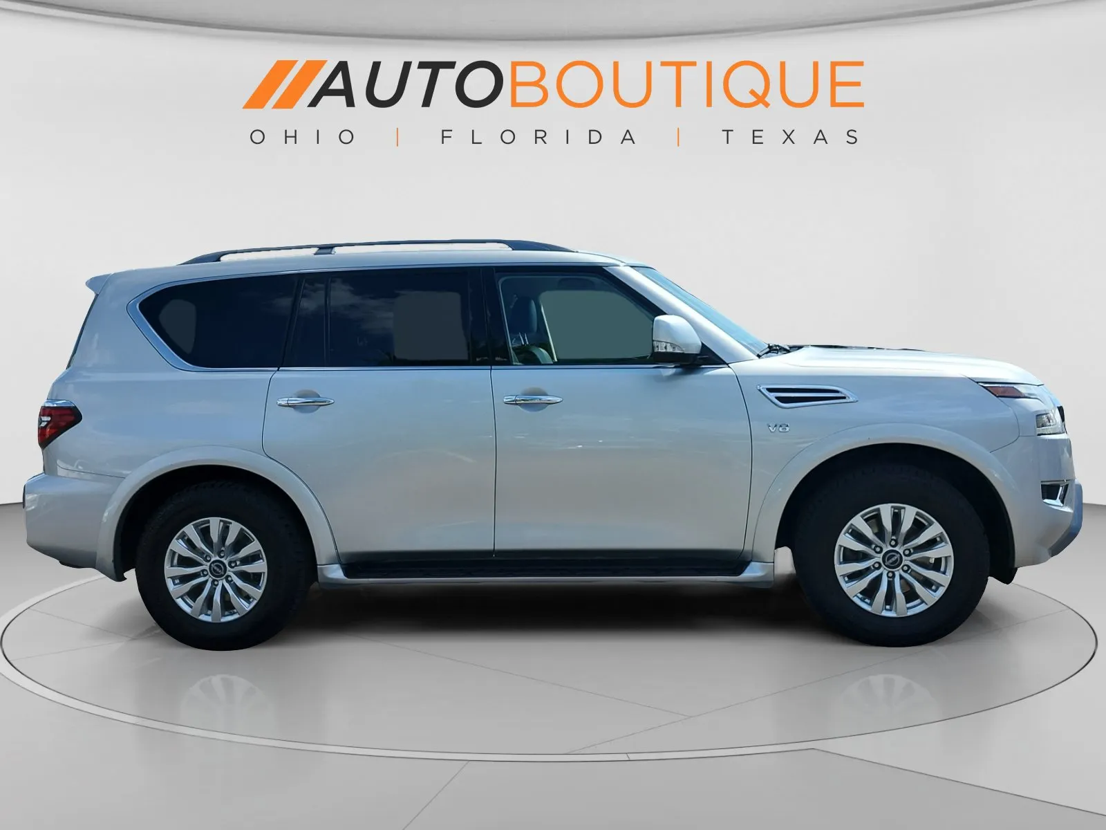 Nissan Armada photo 6