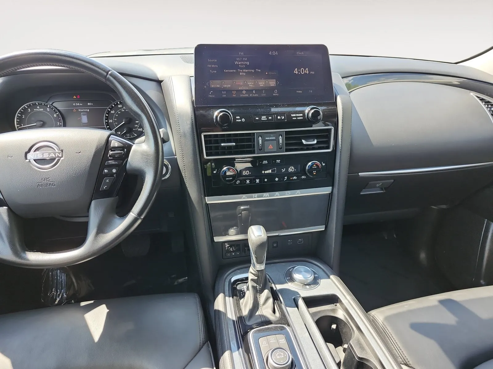Nissan Armada photo 11