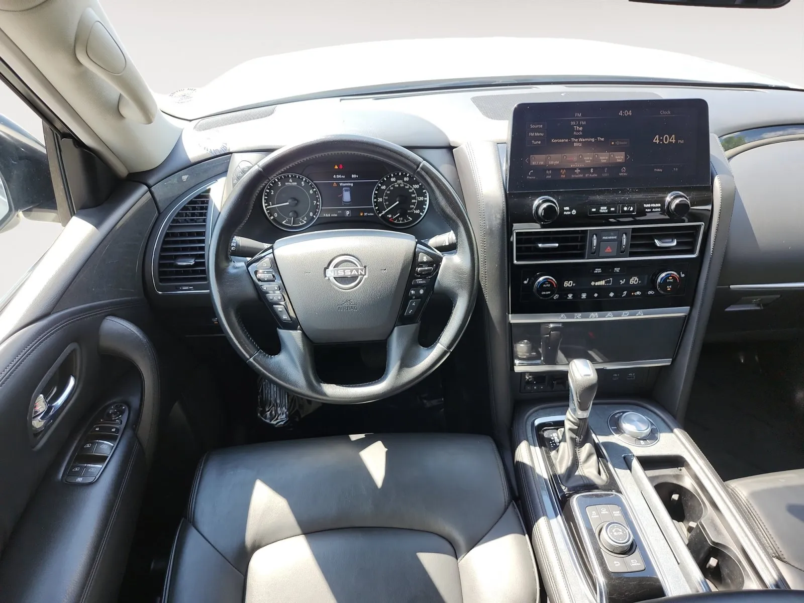 Nissan Armada photo 10