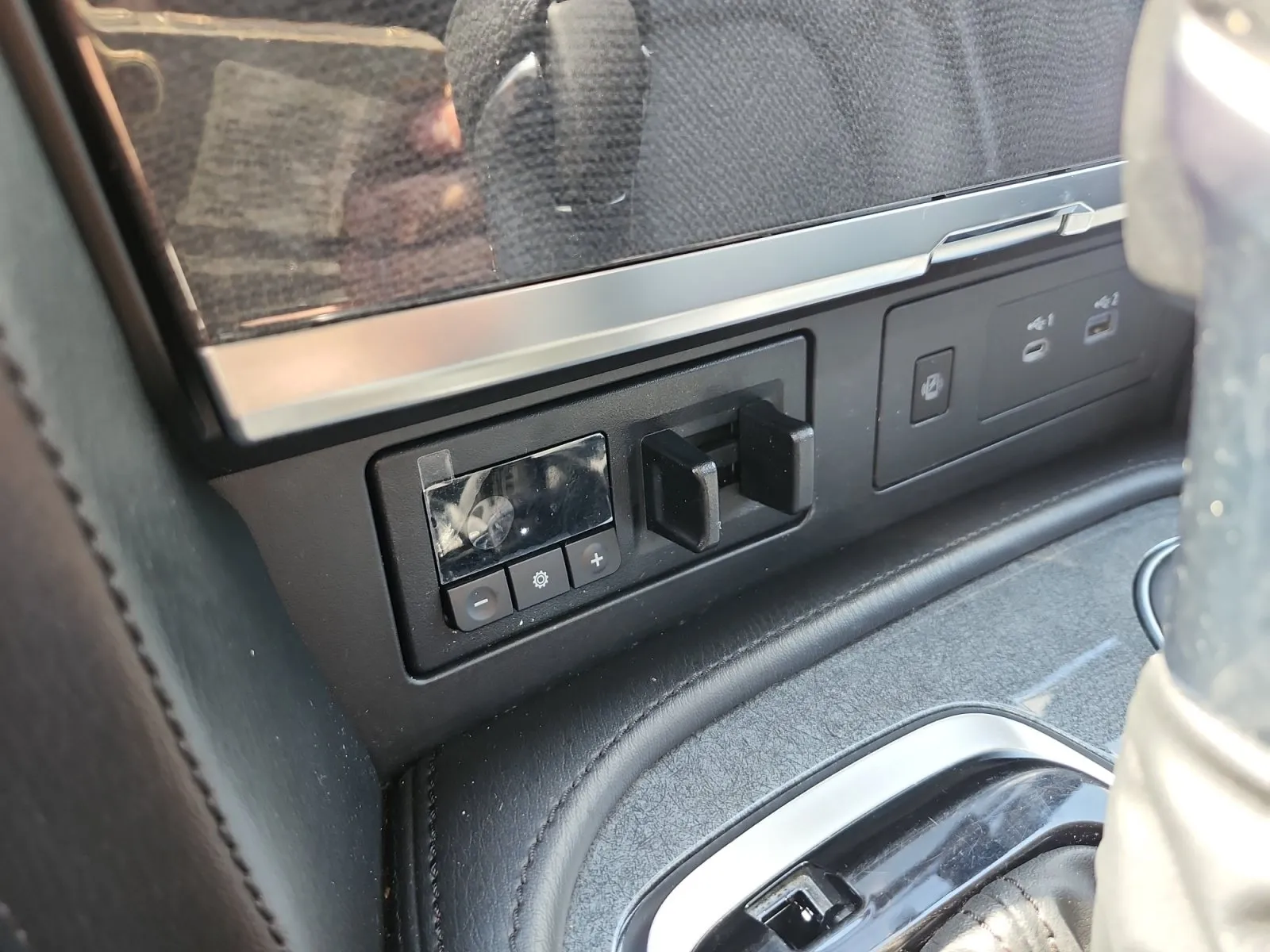 Nissan Armada photo 20