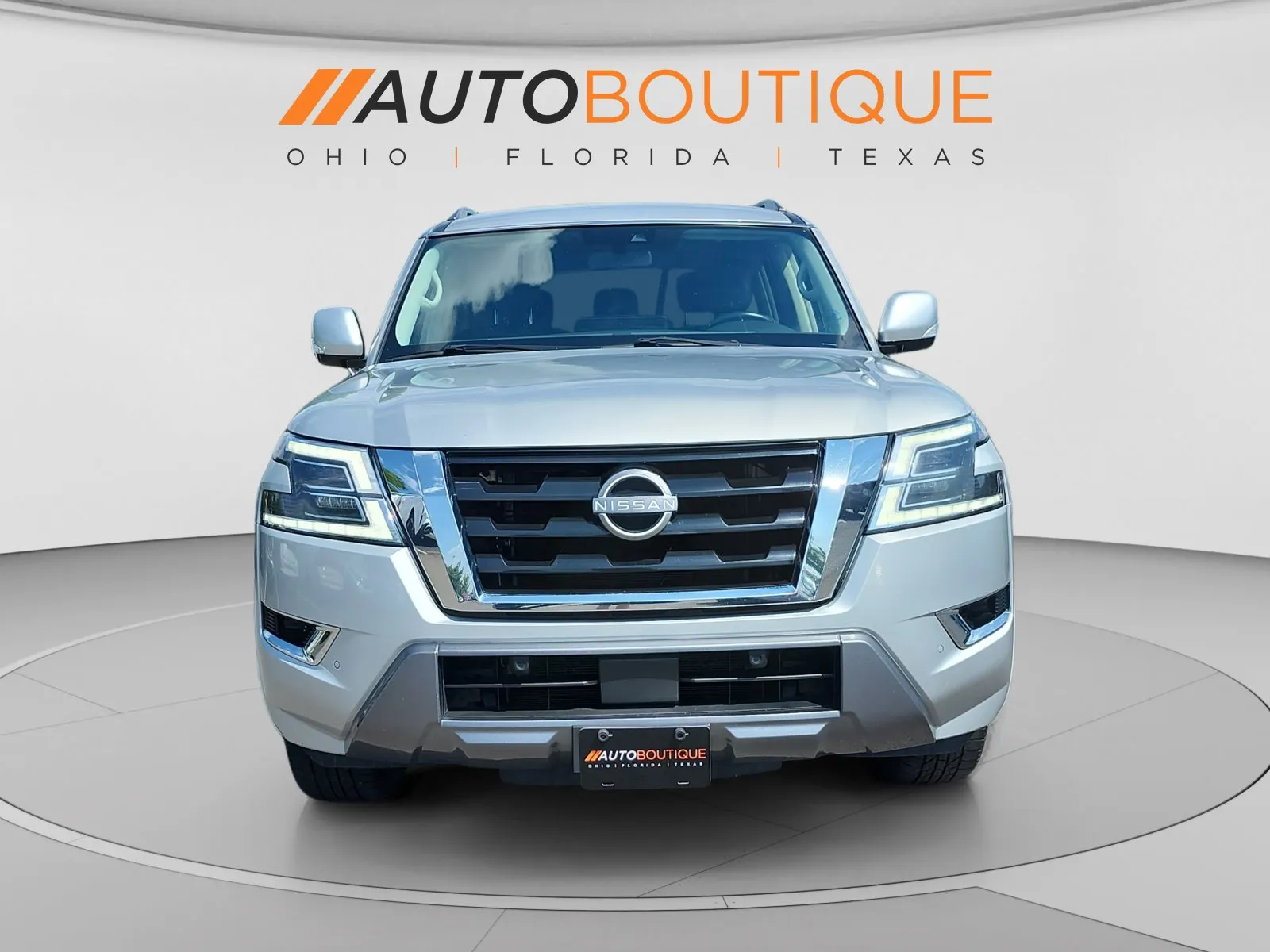 Nissan Armada photo 8