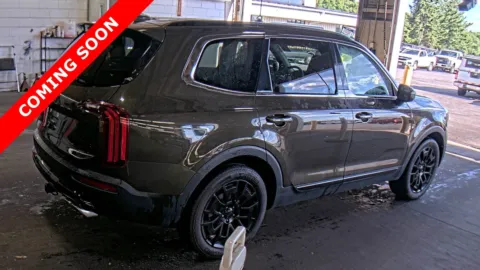More photos of 2021 Kia Telluride EX at Auto Boutique Ohio, OH