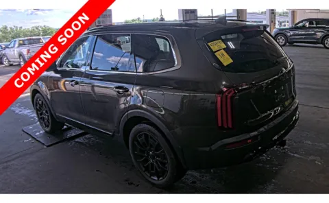 More photos of 2021 Kia Telluride EX at Auto Boutique Ohio, OH