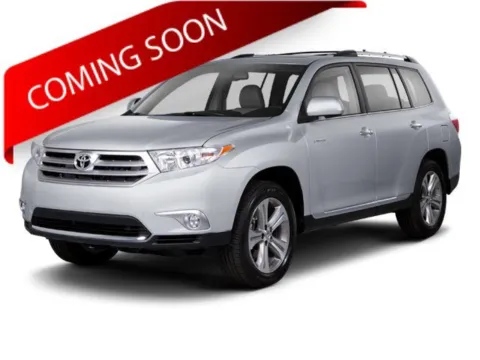 White 2013 Toyota Highlander SE for sale in Columbus, OH