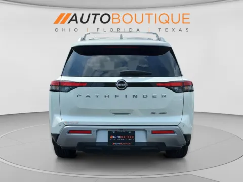 More photos of 2023 Nissan Pathfinder SL at Auto Boutique Ohio, OH