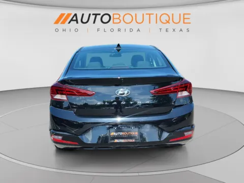 More photos of 2019 Hyundai Elantra SEL at Auto Boutique Ohio, OH