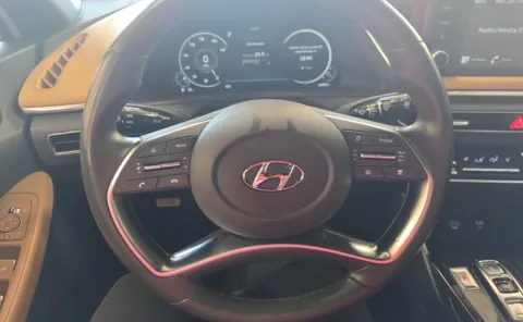 More photos of 2020 Hyundai Sonata SEL at Auto Boutique Ohio, OH