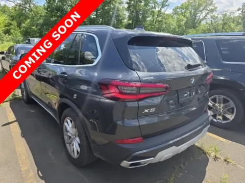 More photos of 2022 BMW X5 xDrive40i at Auto Boutique Ohio, OH