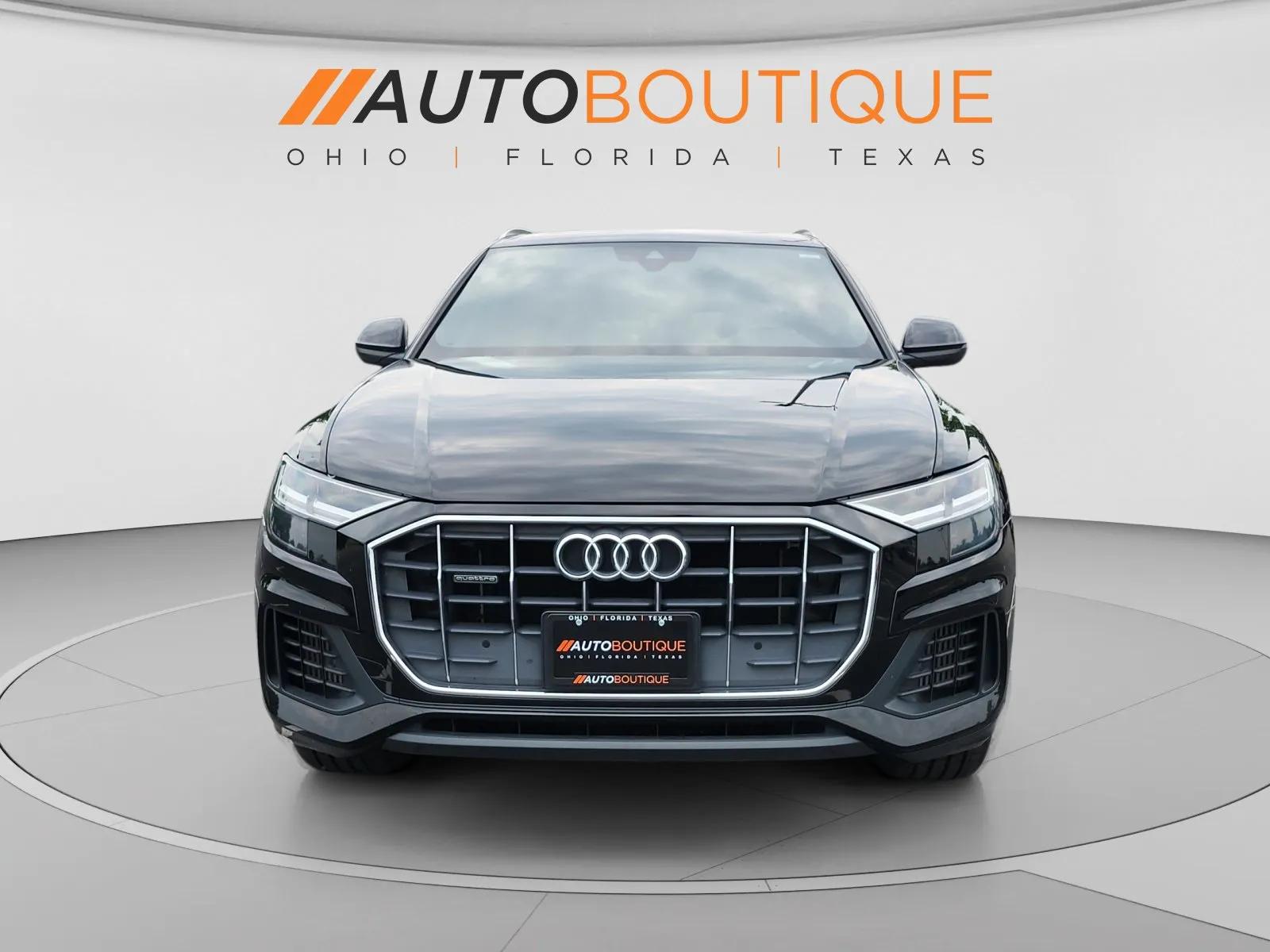 Audi Q8 photo 8
