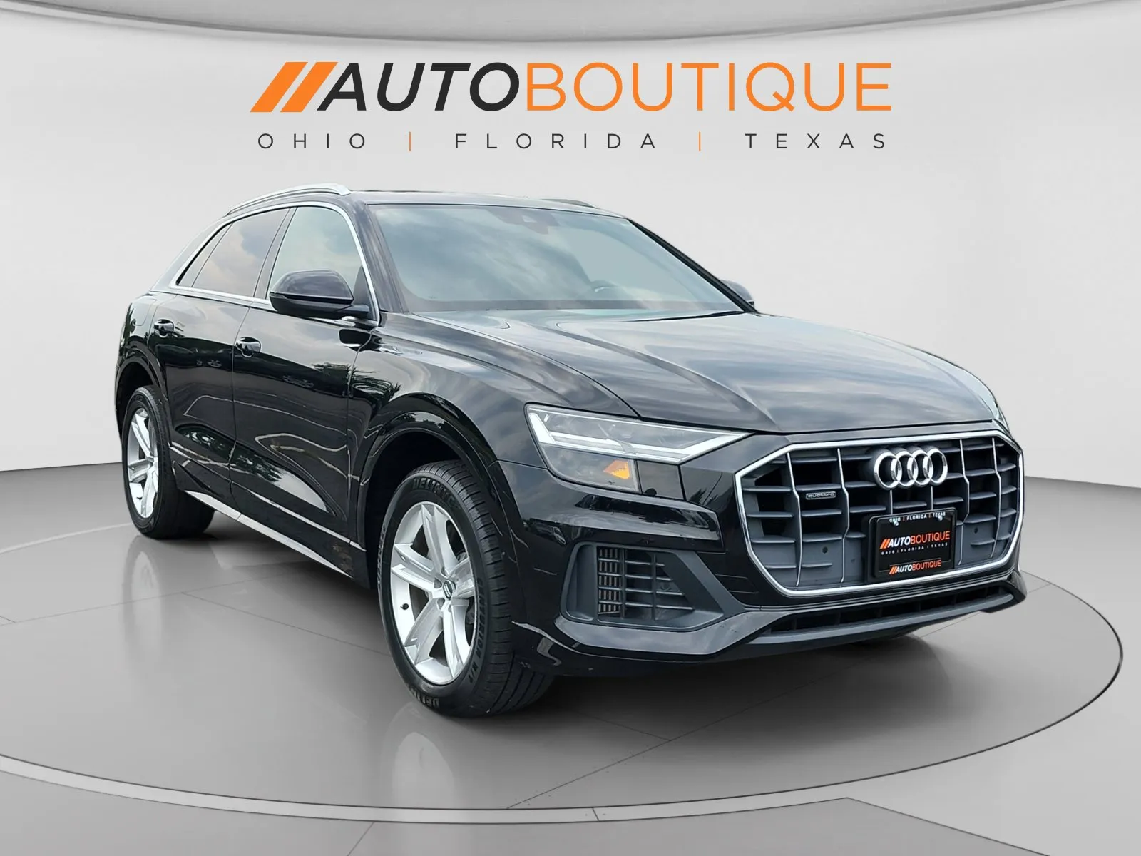 Audi Q8 photo 7