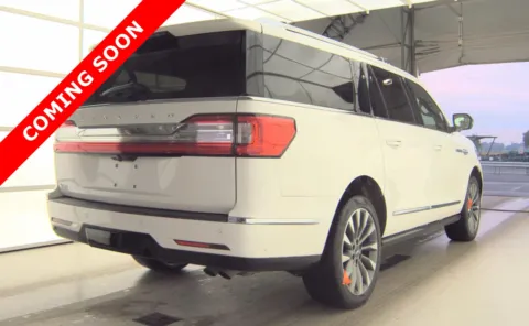 More photos of 2021 Lincoln Navigator L Reserve at Auto Boutique Ohio, OH