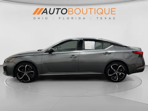 Photos of 2023 Nissan Altima 2.5 SR for sale in Columbus, OH at Auto Boutique Ohio