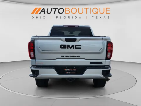 More photos of 2022 GMC Sierra 1500 Elevation at Auto Boutique Ohio, OH