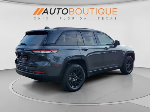 More photos of 2025 Jeep Grand Cherokee Altitude at Auto Boutique Ohio, OH