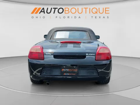 More photos of 2001 Toyota MR2 Spyder at Auto Boutique Ohio, OH