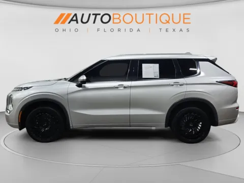 Photos of 2022 Mitsubishi Outlander SEL for sale in Columbus, OH at Auto Boutique Ohio