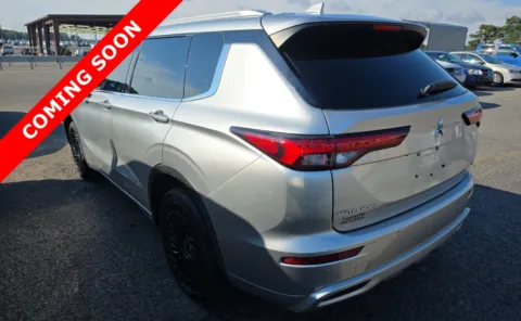 Another view of 2022 Mitsubishi Outlander SEL for sale in Columbus, OH at Auto Boutique Ohio