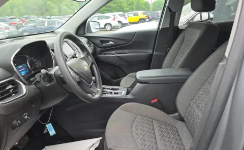 More photos of 2024 Chevrolet Equinox LT at Auto Boutique Ohio, OH