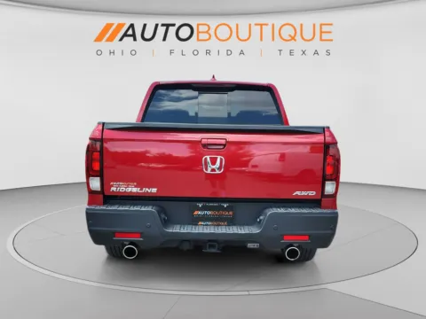 More photos of 2023 Honda Ridgeline RTL-E at Auto Boutique Ohio, OH