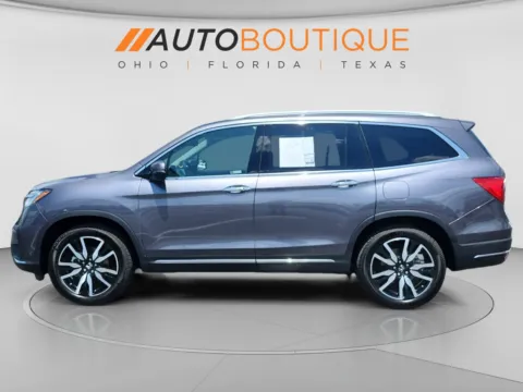 Photos of 2022 Honda Pilot Touring 8-Passenger for sale in Columbus, OH at Auto Boutique Ohio