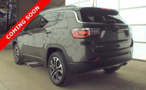 More photos of 2022 Jeep Compass Limited at Auto Boutique Ohio, OH