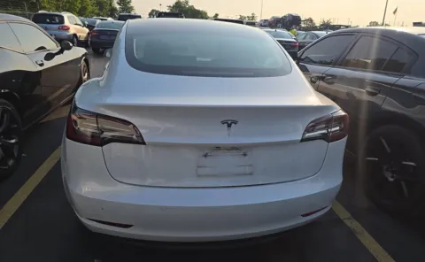 More photos of 2020 Tesla Model 3 Standard Range Plus at Auto Boutique Ohio, OH