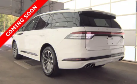 More photos of 2025 Lincoln Aviator Premiere at Auto Boutique Ohio, OH