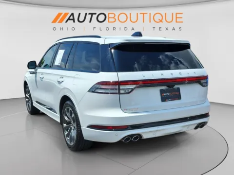 Another view of 2025 Lincoln Aviator Premiere for sale in Columbus, OH at Auto Boutique Ohio