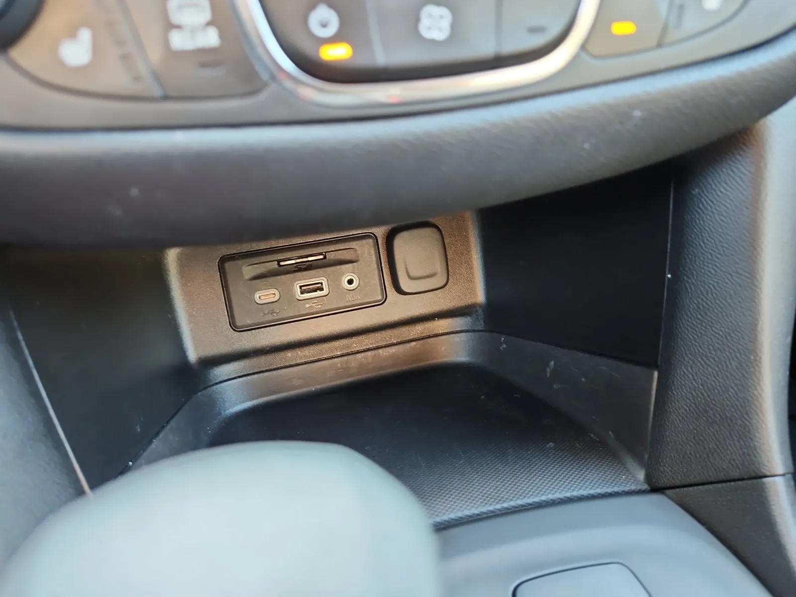 Chevrolet Equinox photo 21