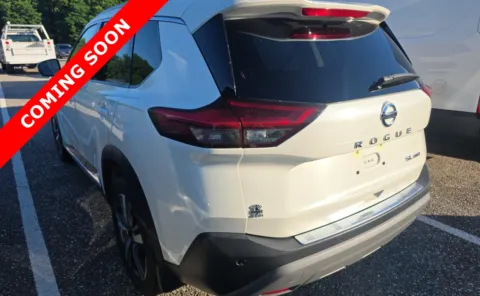 Another view of 2021 Nissan Rogue SL for sale in Columbus, OH at Auto Boutique Ohio