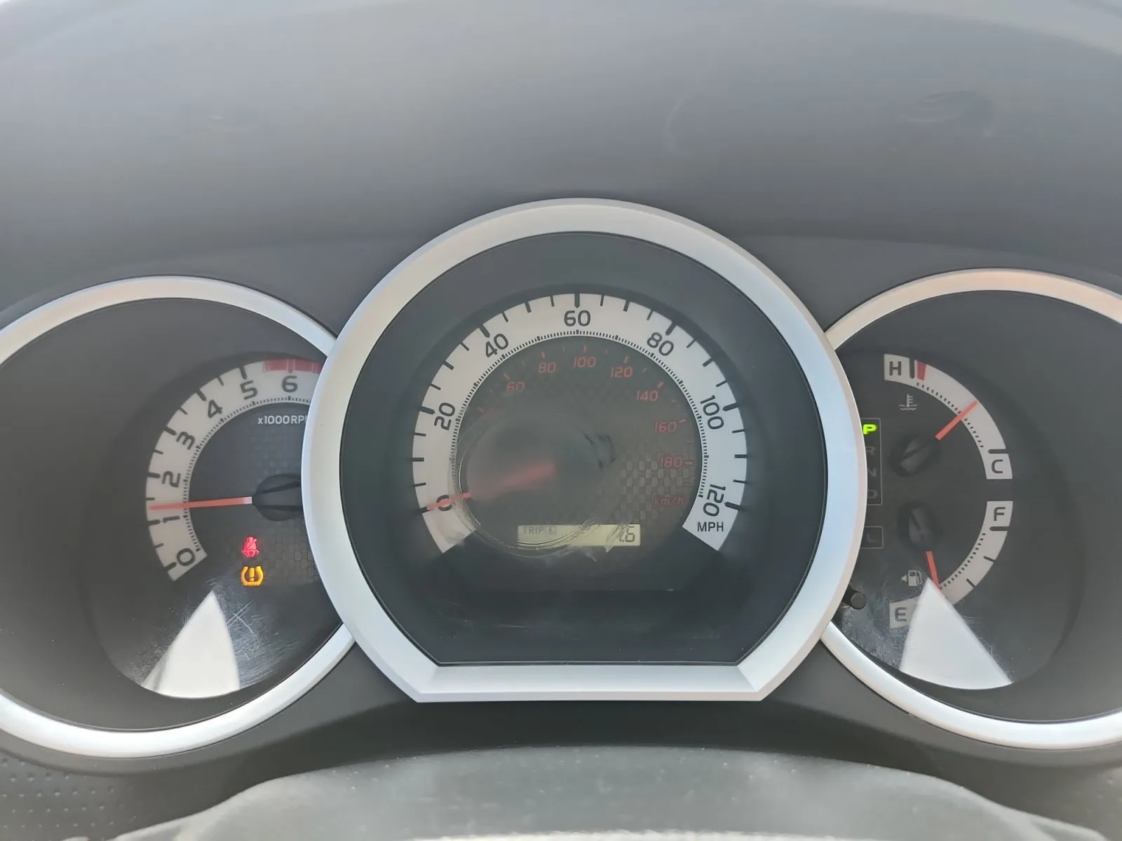 Toyota Tacoma photo 17