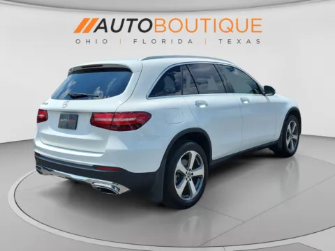 More photos of 2019 Mercedes-Benz GLC 300 at Auto Boutique Ohio, OH