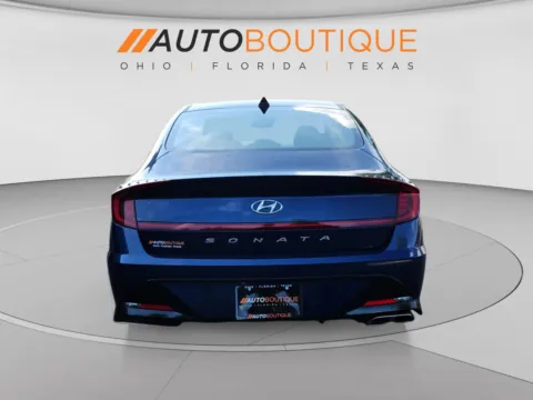 More photos of 2021 Hyundai Sonata SEL at Auto Boutique Ohio, OH