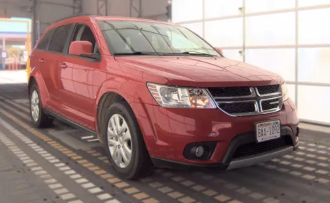 Another view of 2019 Dodge Journey SE for sale in Columbus, OH at Auto Boutique Ohio