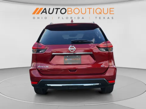 More photos of 2019 Nissan Rogue SL at Auto Boutique Ohio, OH