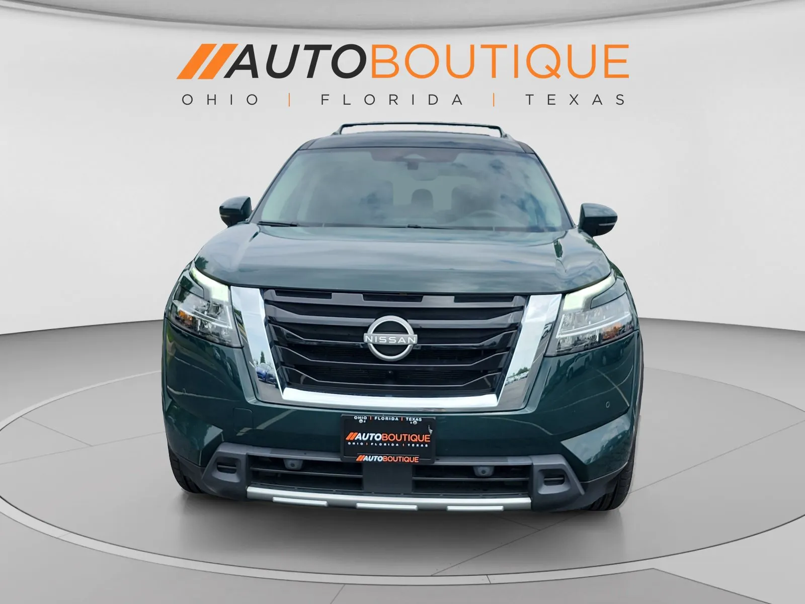Nissan Pathfinder photo 8