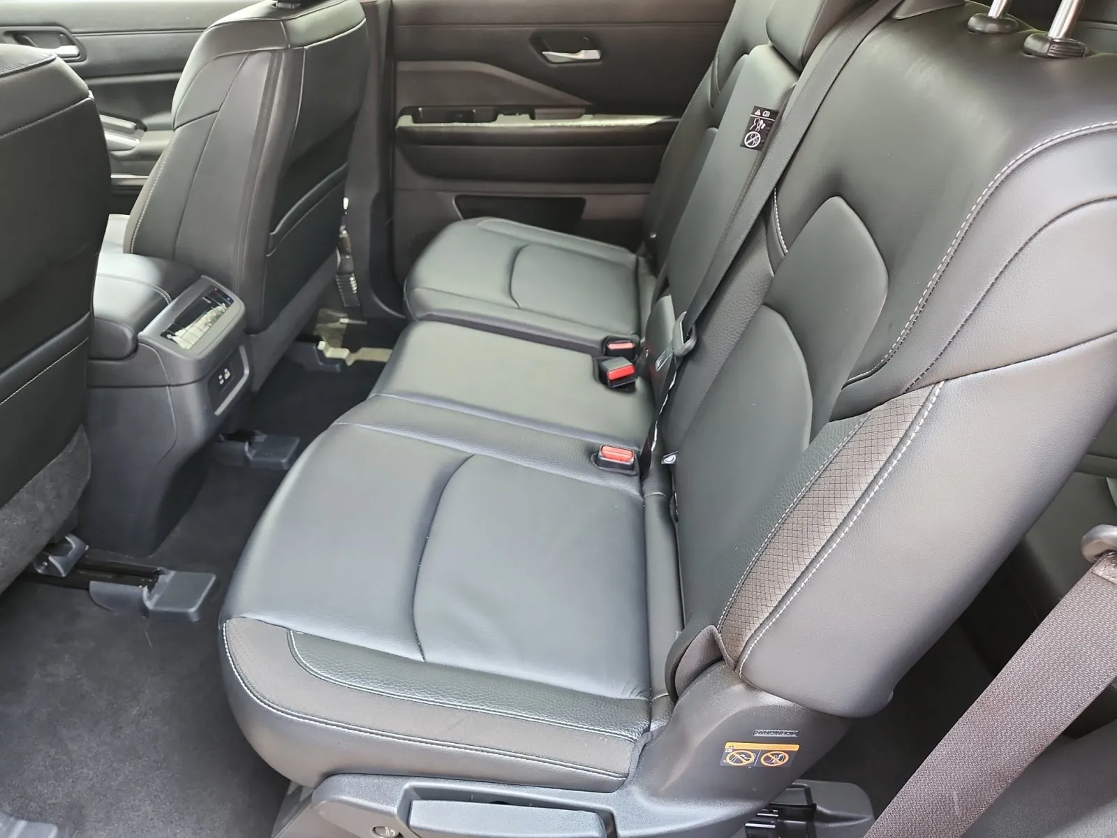Nissan Pathfinder photo 13