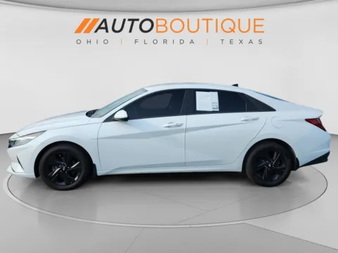 Photos of 2022 Hyundai Elantra SEL for sale in Columbus, OH at Auto Boutique Ohio