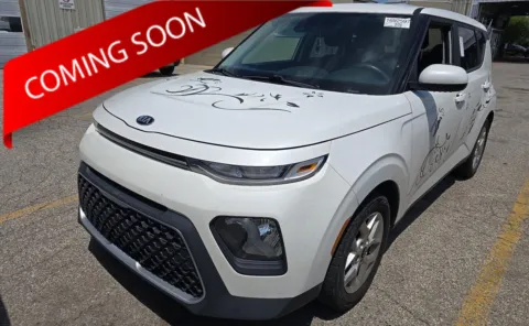 White 2020 Kia Soul S for sale in Columbus, OH